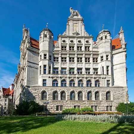 Apartment Gorilla Im Zentrum Mit Schnellem Wifi & Stadtblick 3rd Floor *